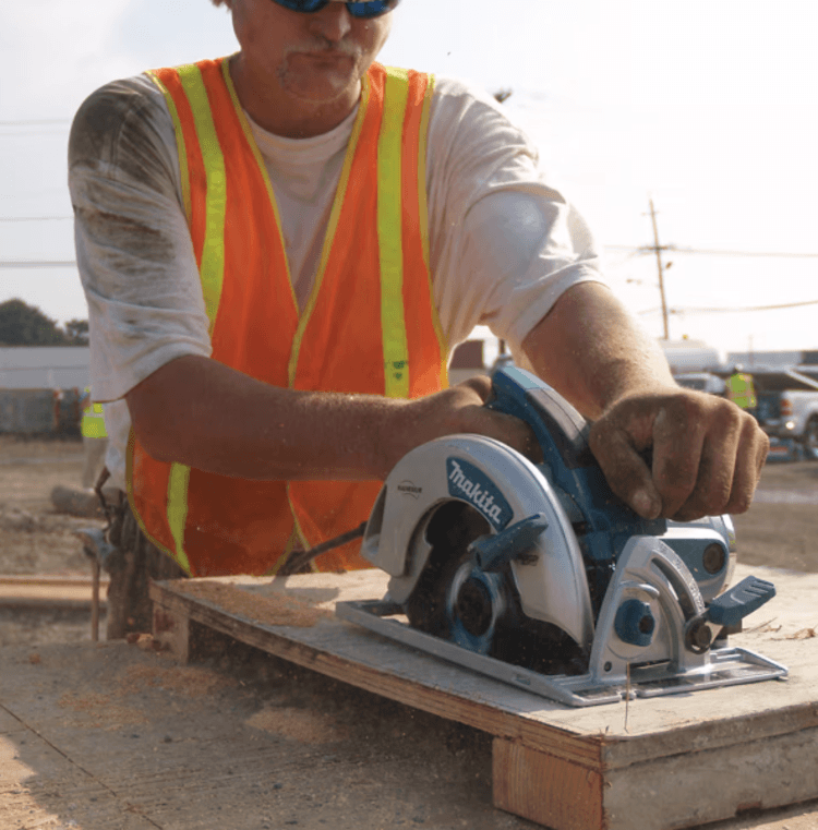 Inuitive usage of&nbsp;the Makita 5007MGA