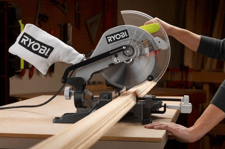  The Ryobi ZRTS ensures fast and efficient cutting experience