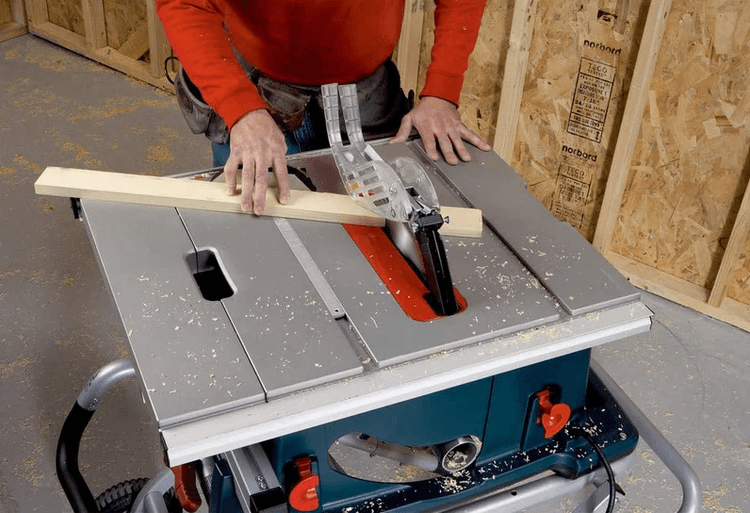 Smooth, controlled cuts on the Bosch 4100-09