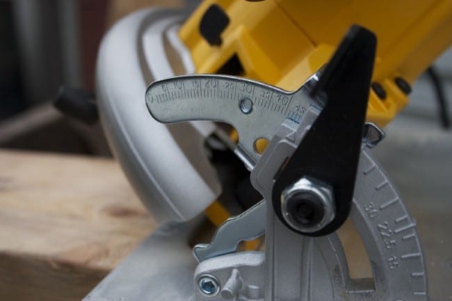 Dewalt DWE575SB Bevel