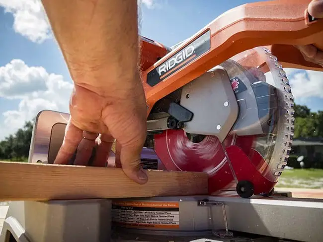 Circular Saw With Electric Brake