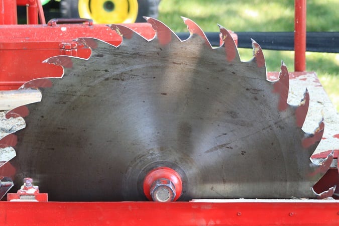 preparing circular saw blade