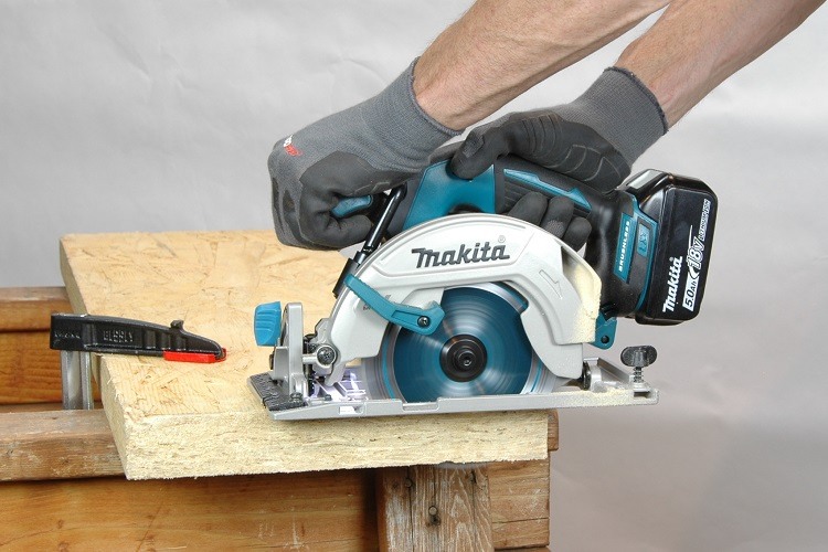 safety gloves for circular saw