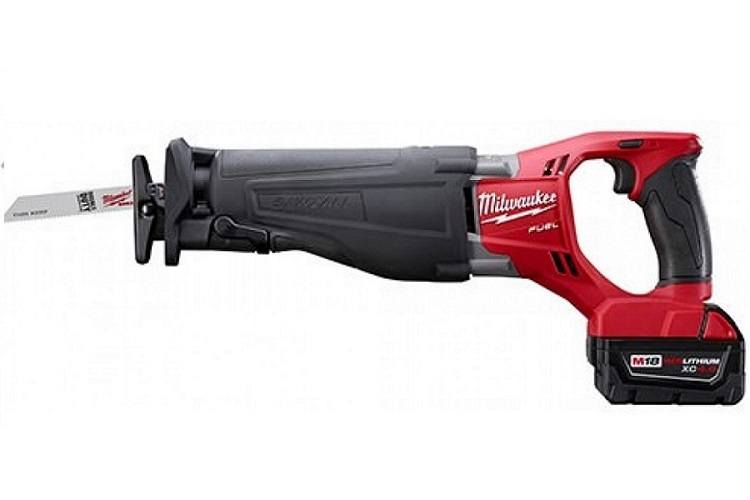 Milwaukee 2720-21 reciprocating saw