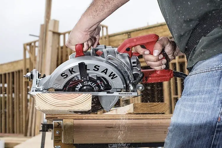 Wormdrive Circular Saw