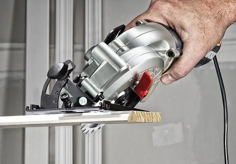 Compact Circular Saw