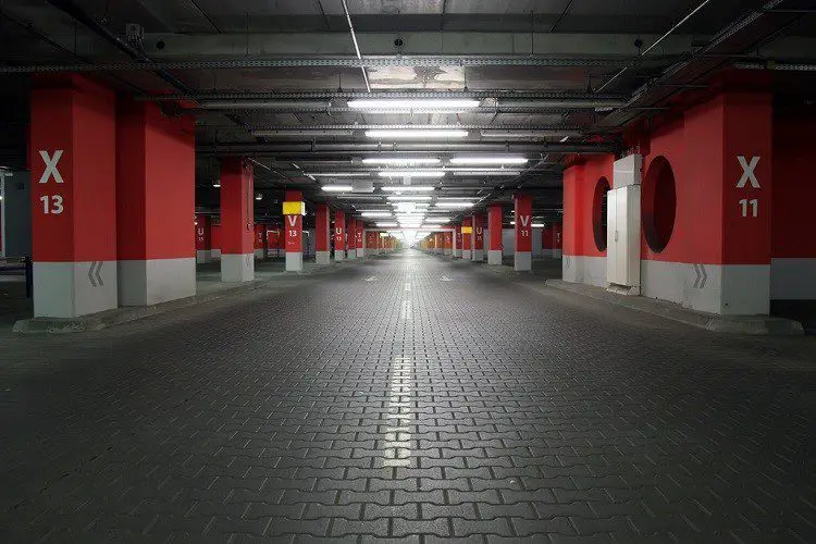 commercial parking lighting